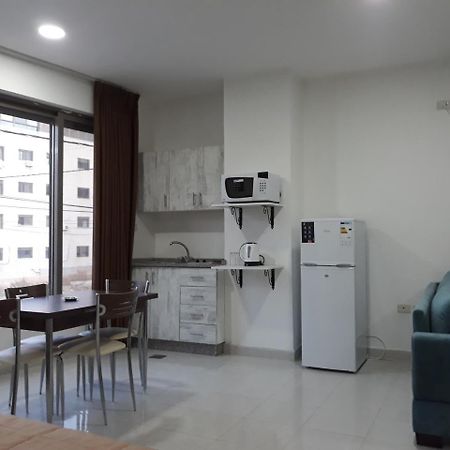 Furnished Apartments Near Mcdonald'S Al-Madina Al-Monawara St อัมมาน ภายนอก รูปภาพ